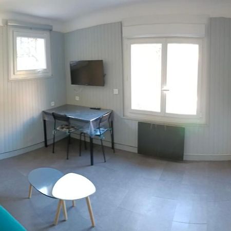 Studio Bormes Village מראה חיצוני תמונה