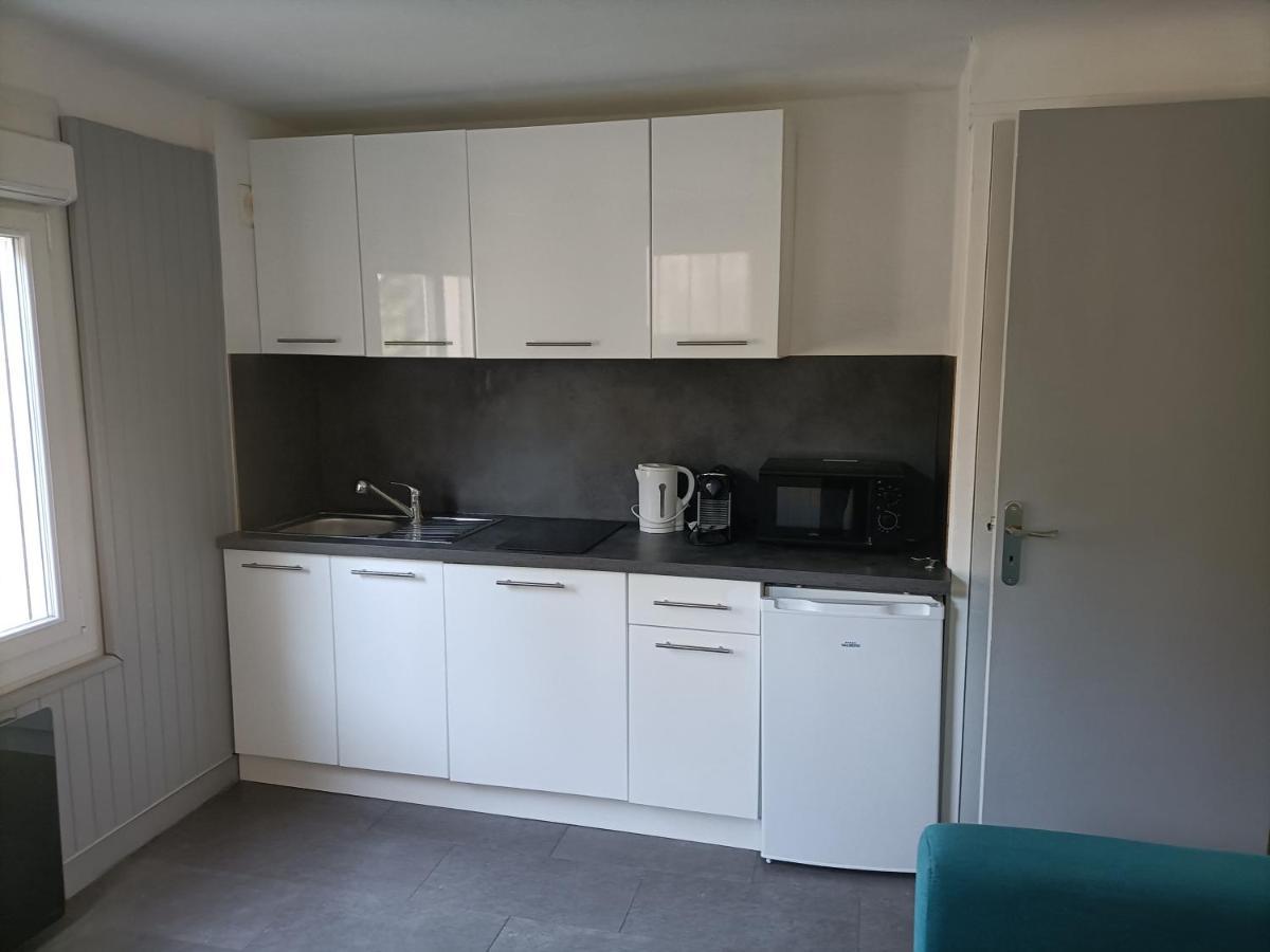 Studio Bormes Village מראה חיצוני תמונה